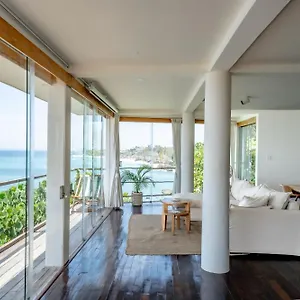 Bingin Glasshouse Uluwatu